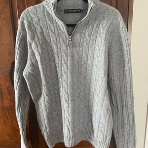 Men’s XL quarter zip sweater
